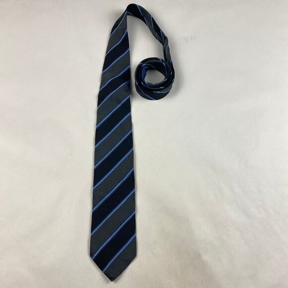 Burberry London Black Blue and Gray 100% Silk Striped Tie - Picture 2 of 11